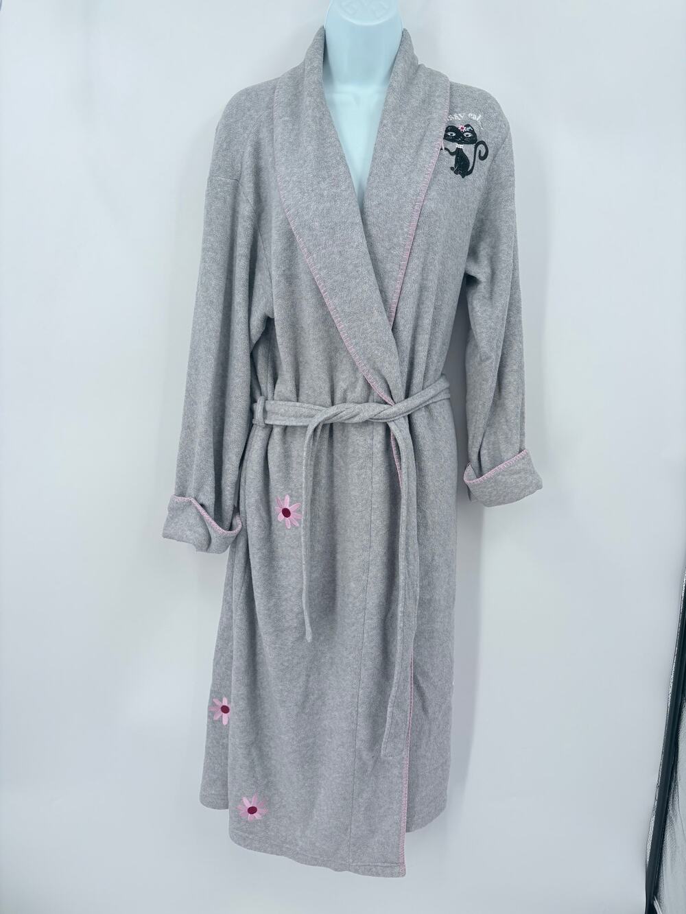 Delicates Gray Plush Robe Small Sassy Cat Embroidered Soft Cozy Bathrobe